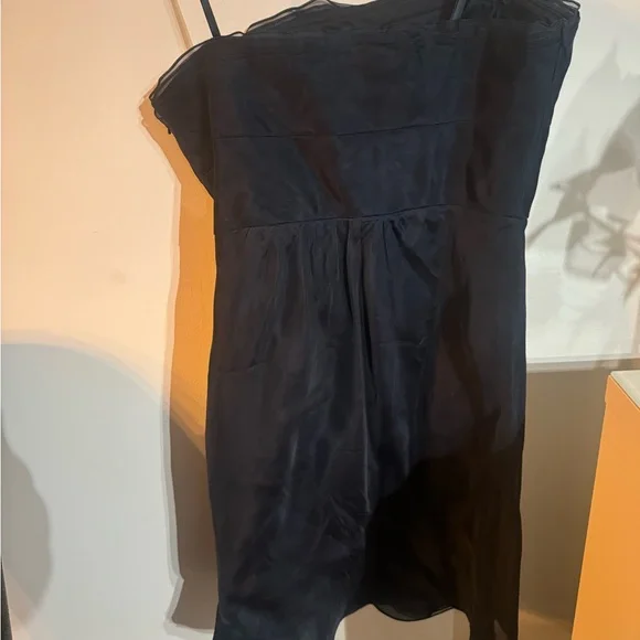 Carmen Marc Valvo Navy Silk Chiffon Strapless Gown | Formal Evening | Size 6 - Picture 4 of 6